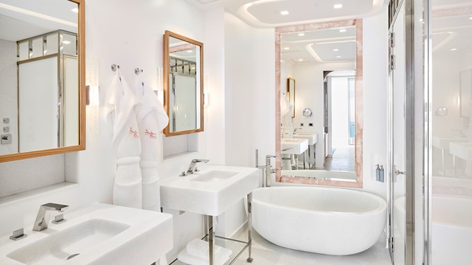 Grand Corniche Room - bathroom